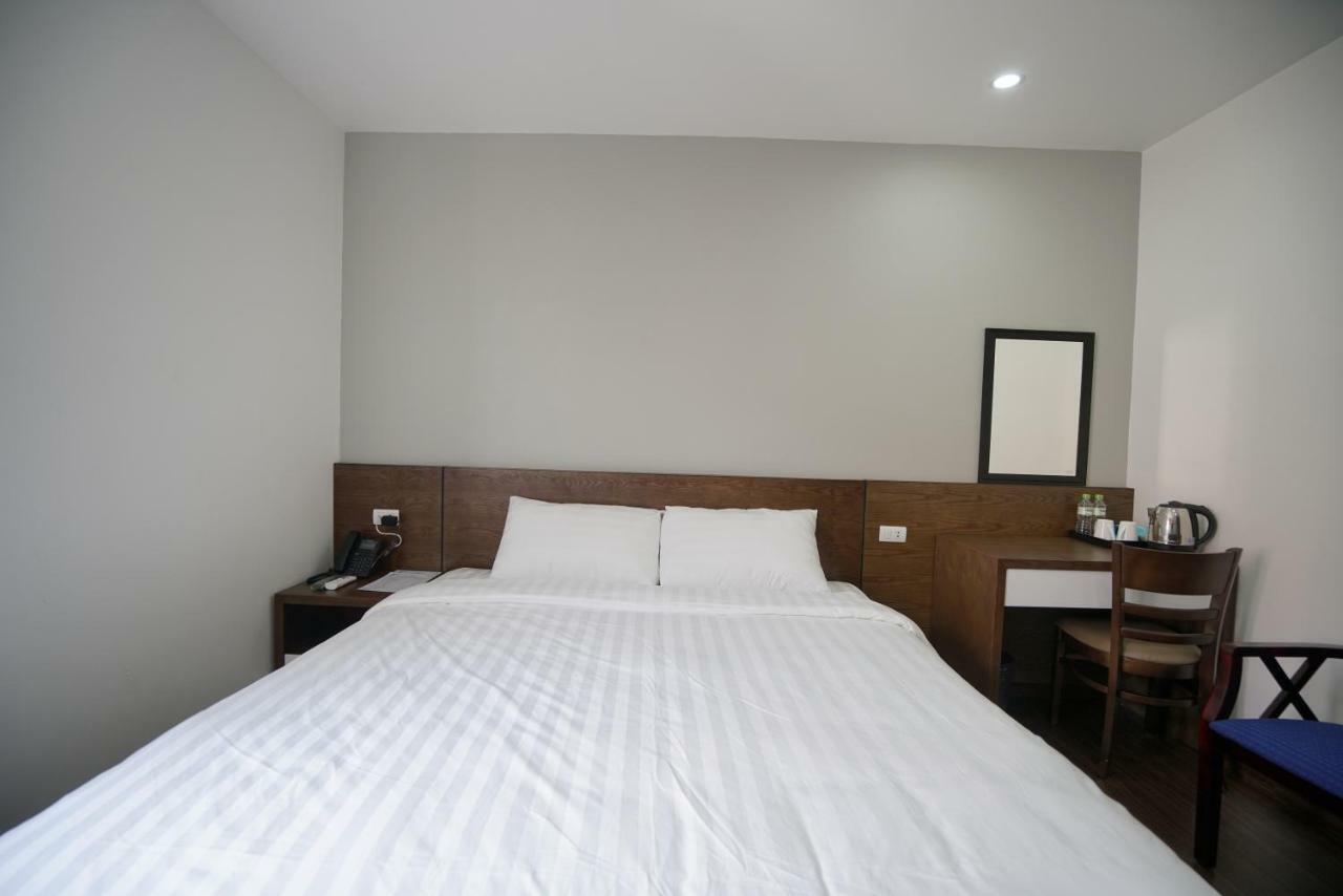 Lex Hotel Ha Long Exterior photo